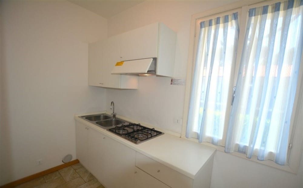 Charming Villa Near the Beach With Parking
