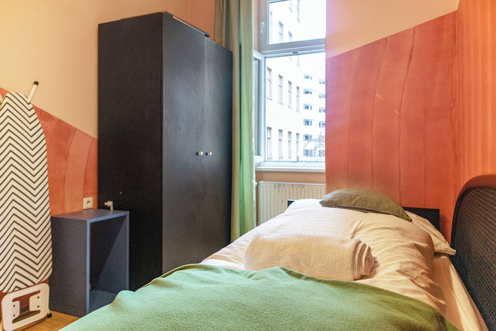 2BR Apartment Central Long Stay