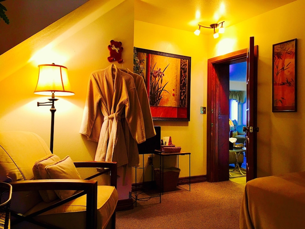 Meadow Creek Mountain Lodge and Event Center