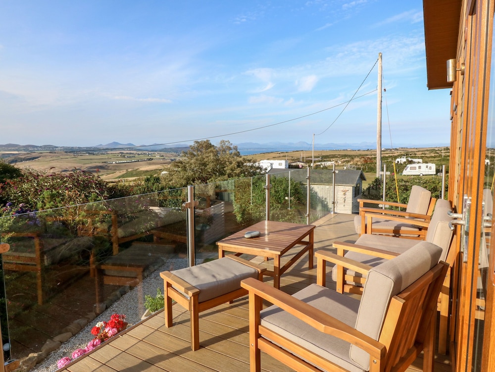 Sunstone Lodge