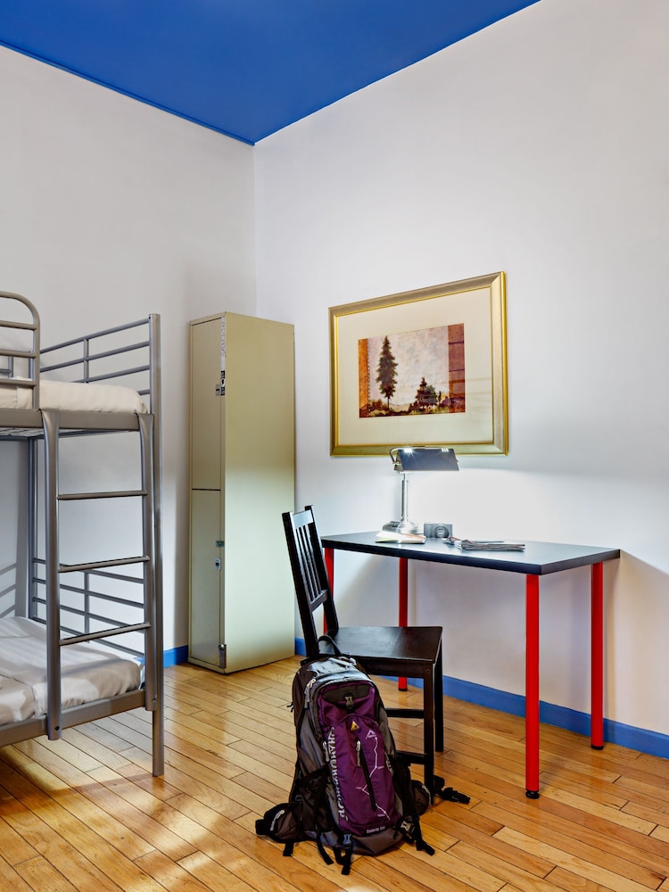 Central Park West Hostel