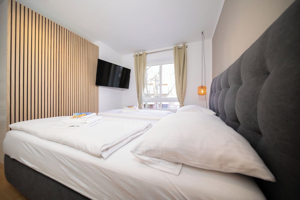 Favorite Stays - Neuss Furth