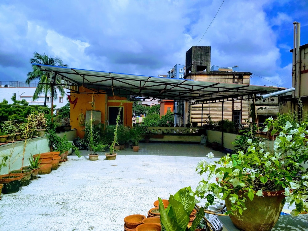 5/4 - Calcutta's freshest BnB