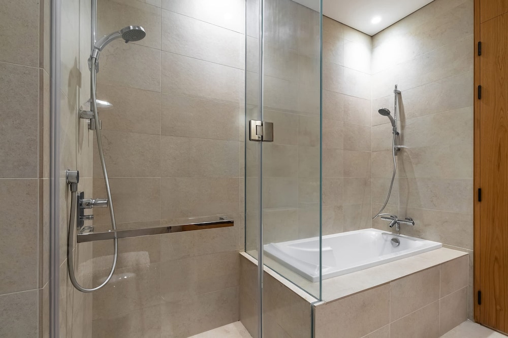 Modern 1-bedroom Apartment in Residence 110 in the Heart of Dubai