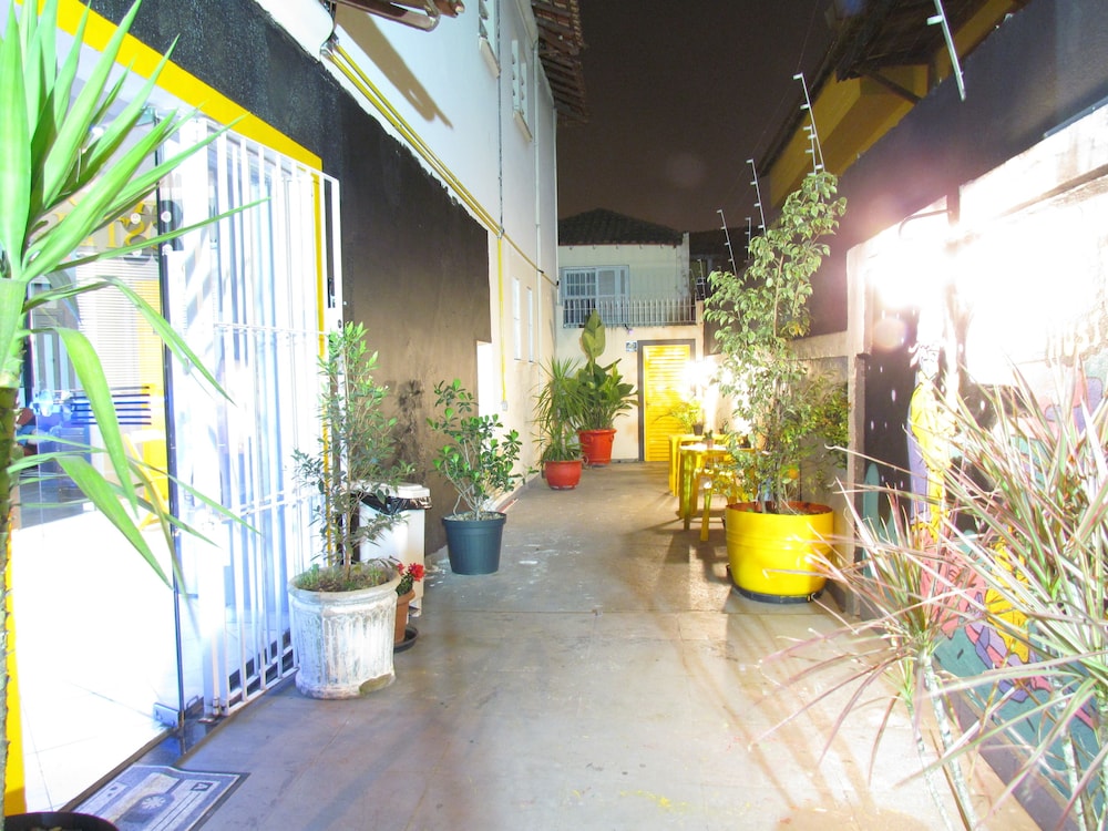 Vila Rock Hostel