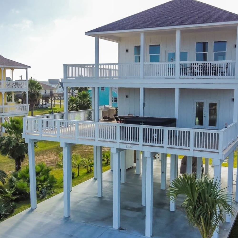 Unforgettable Vacation Getaway in Treasure Island