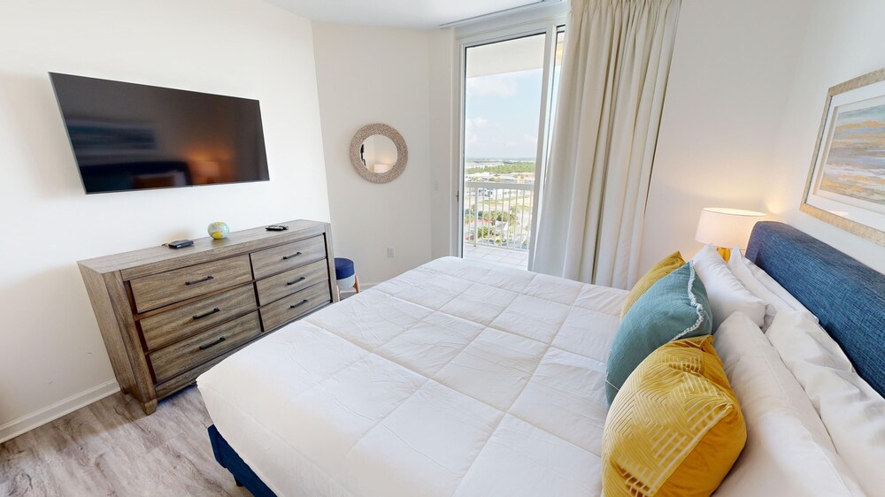 Silver Beach 1006w 4 Bedroom Condo