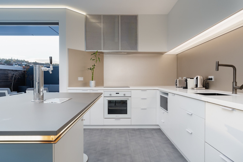 Quarters A1- Luxurious & Spacious view 5