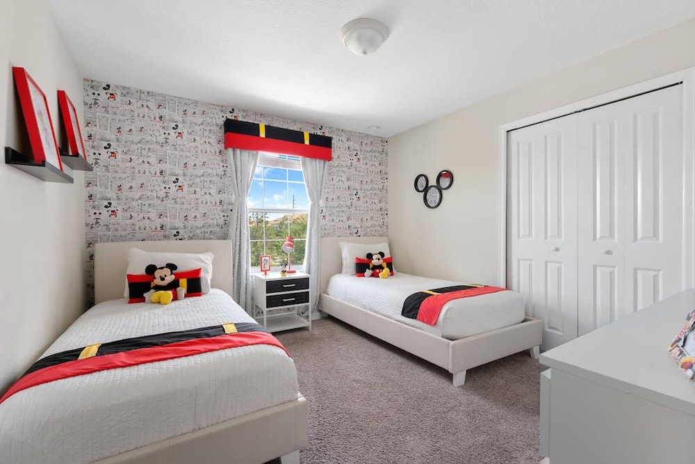 Disney Familly Lovers up to 11 Guests