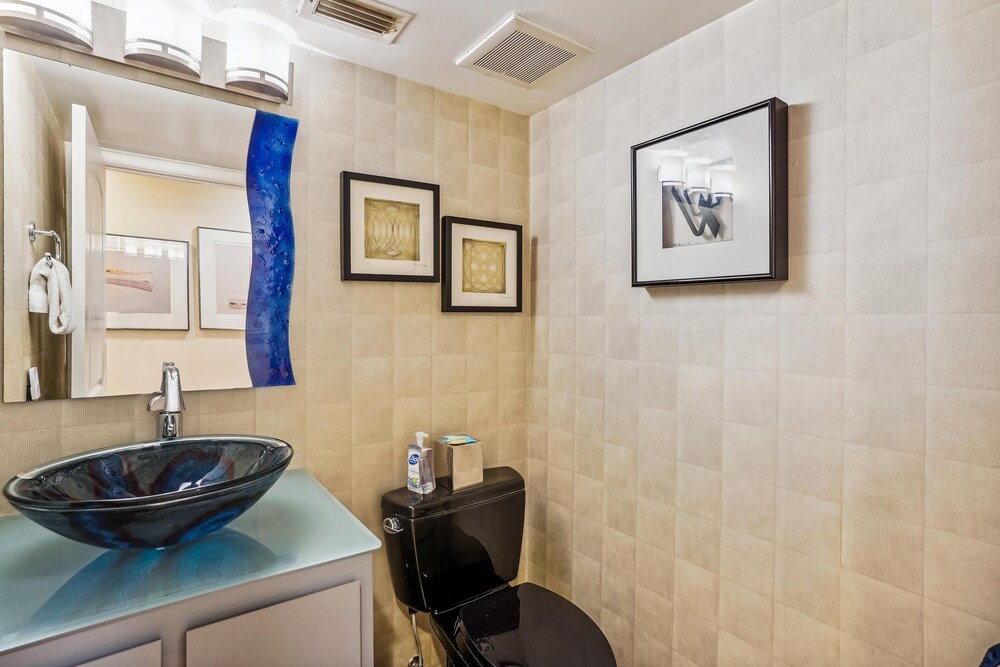 Pelican Pointe 3B