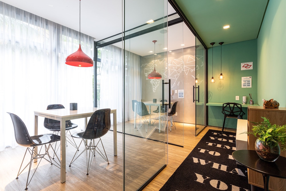 Setin Downtown Genebra by Viva - Apartamentos completos na Bela Vista com piscina
