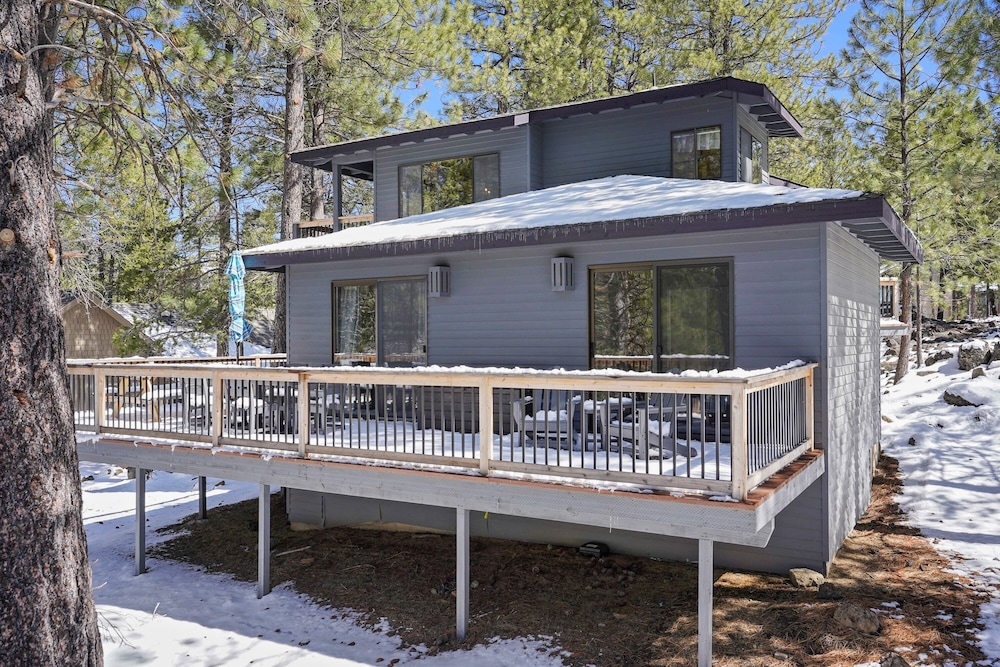 Newly Renovated 12 Sequoia Home, Spacious and Kids Friendly by Redawning view 5