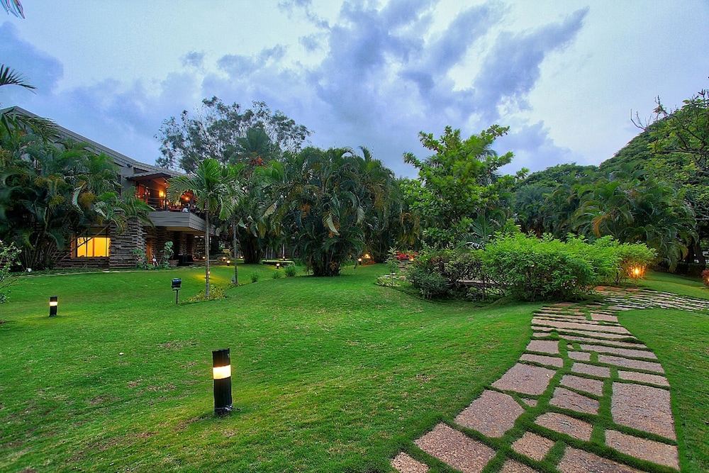 Angsana Oasis Spa & Resort