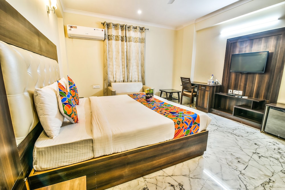 FabHotel Tavishk