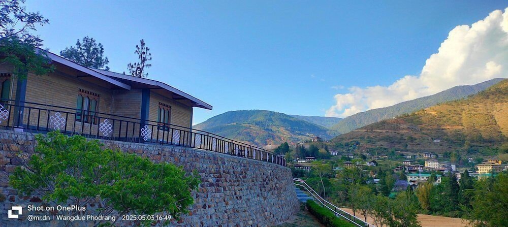 Punatsangchhu Cottages