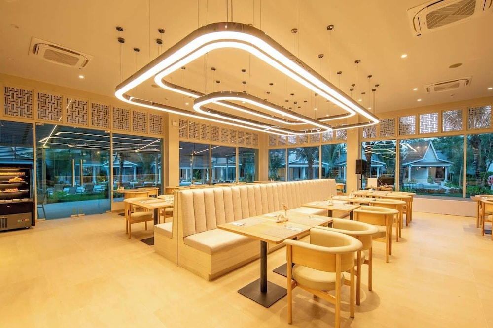 Lalynn Resort & Villas