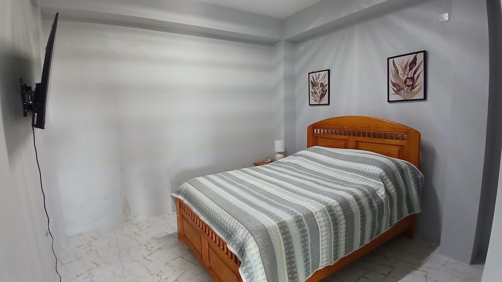 K & X Airbnb Apartments