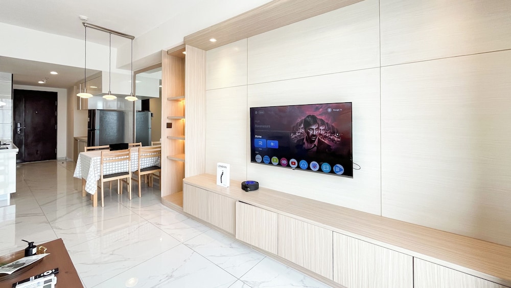 Brand New 3BR at Sky House BSD Apartment