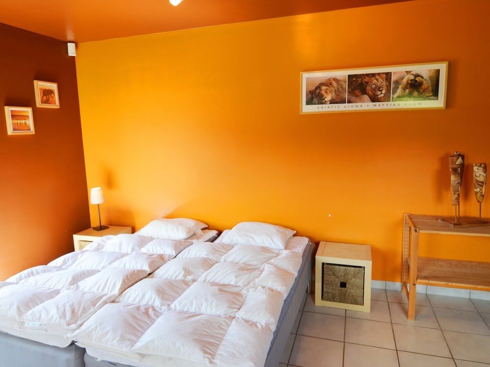 Delightful Villa in Sourbrodt With Swimming Pool, Terrace