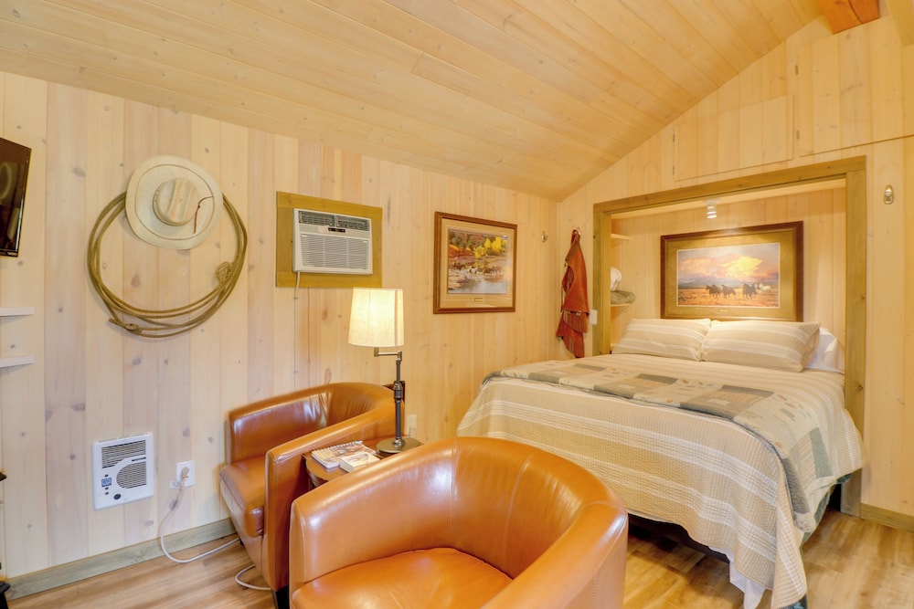 Lake Access, Deck: Rustic Retreat in Kalispell!