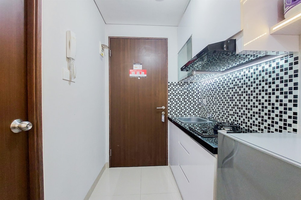 Best Homey Studio Transpark Bintaro Apartment, 탕에란슬라탄 - 11