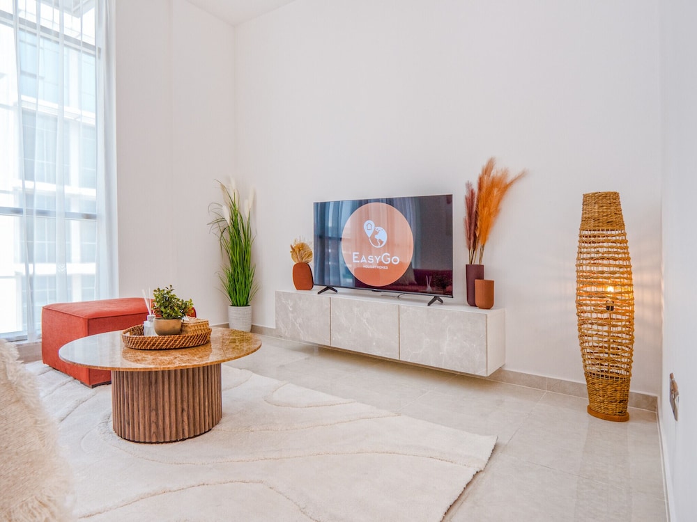 Easygo-upgraded 1bdr Polo Residence