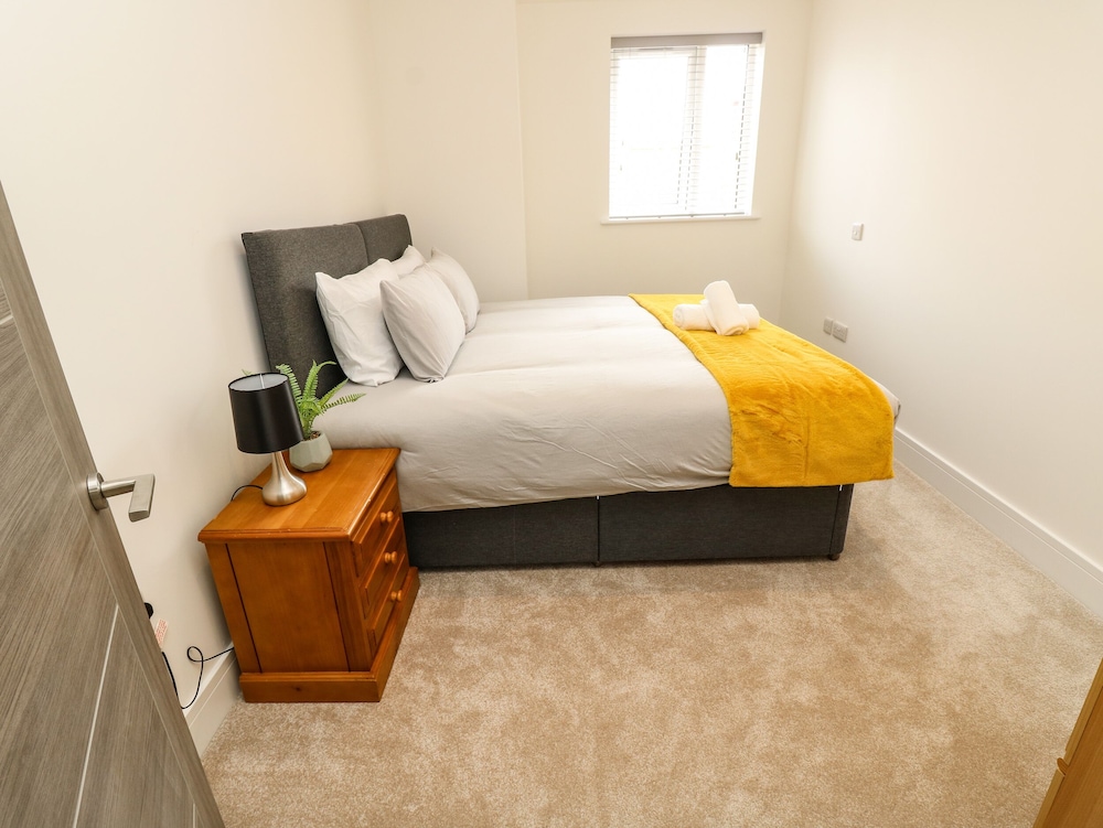 9 Breakwater Way