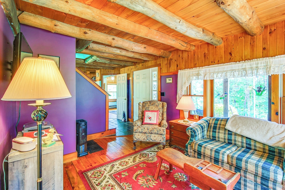 Forest Hideaway in Plainfield: Hike, Paddle & Ski