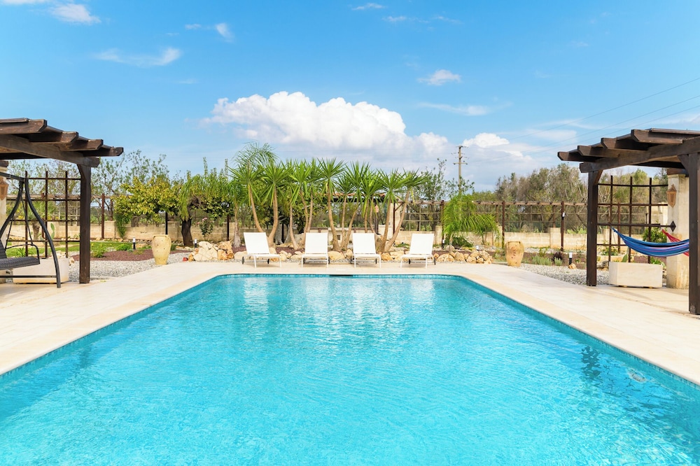 Villa Alexander & Pool Wonderful Italy