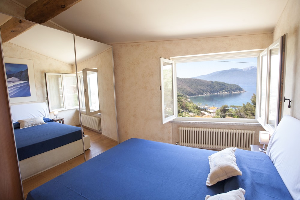 Villetta Paradiso view 3