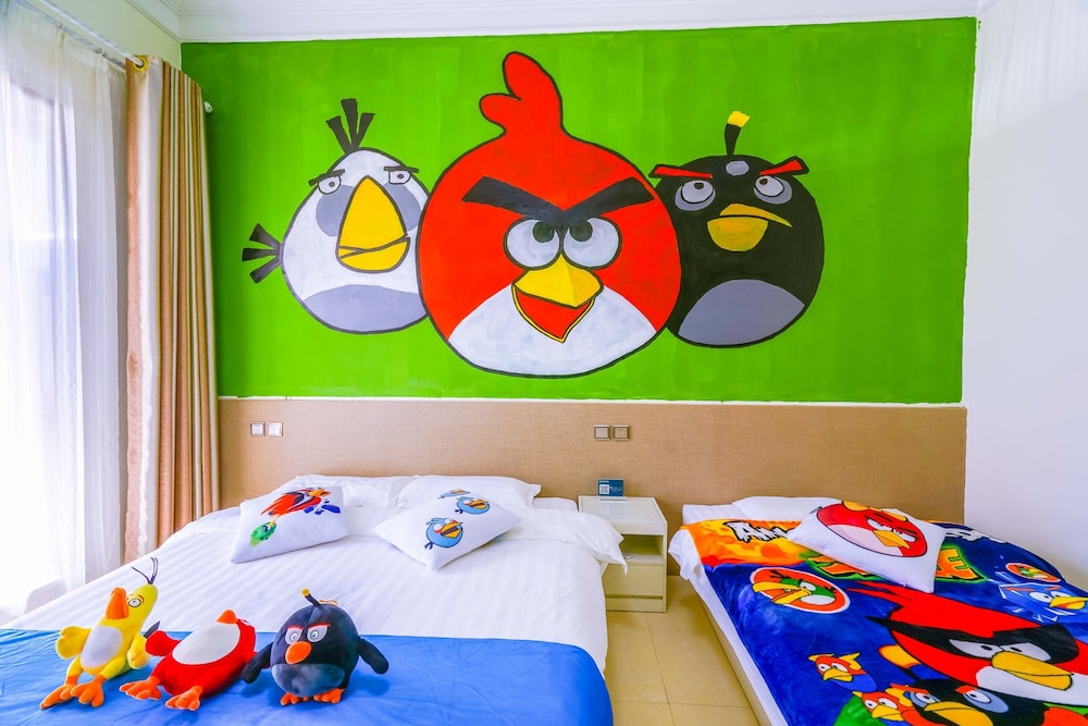 Yinyun Parent-Child Theme Inn Shandianhu