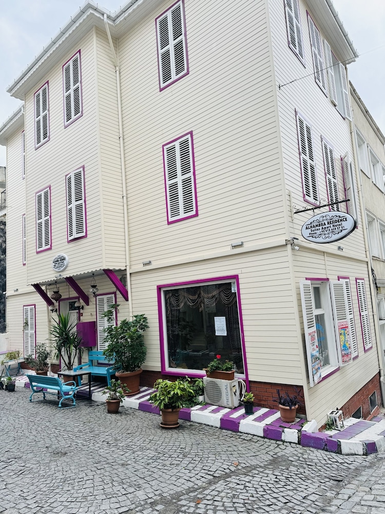 Alhambra Apart Otel - Image 89