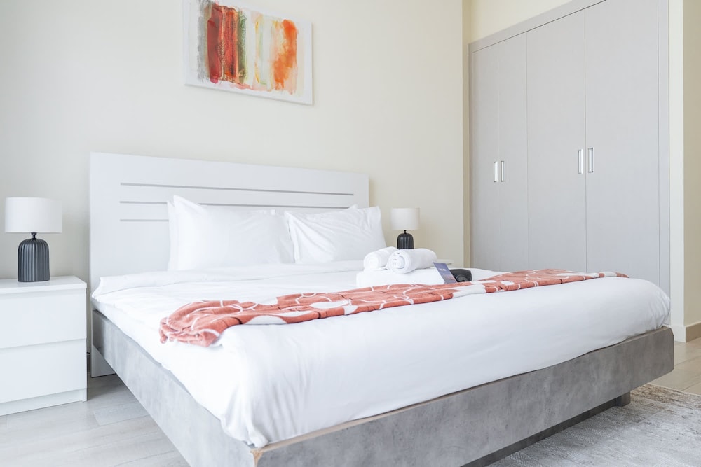 An Extraordinary Studio in Jumeirah Village Circle