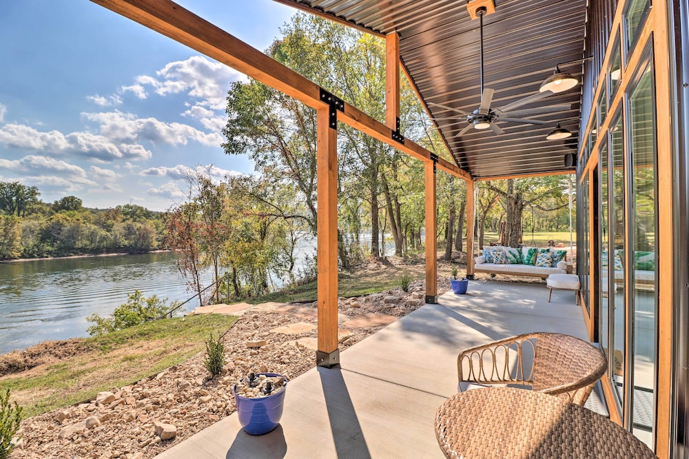 Modern Norfork House w/ Patio on White River! view 5