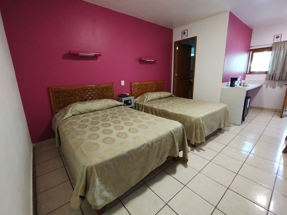 Hotel Los Ciruelos - Property Image 26