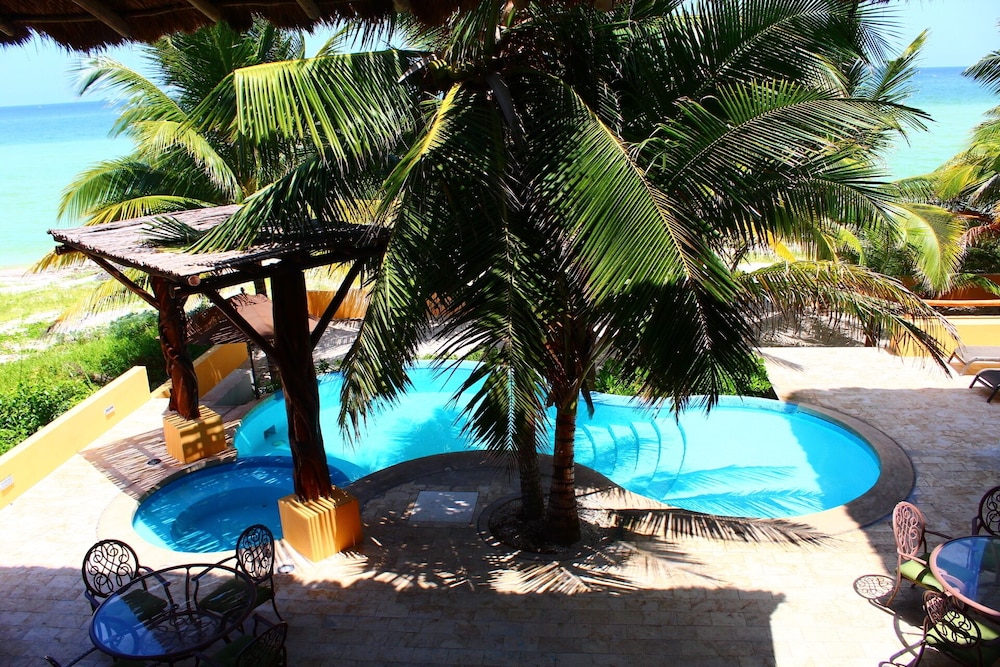 Box Cay Luxury Ocean Front Villa