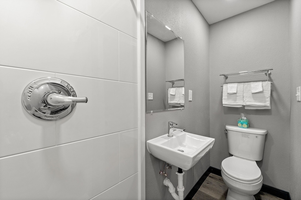Southern Suites Kennesaw