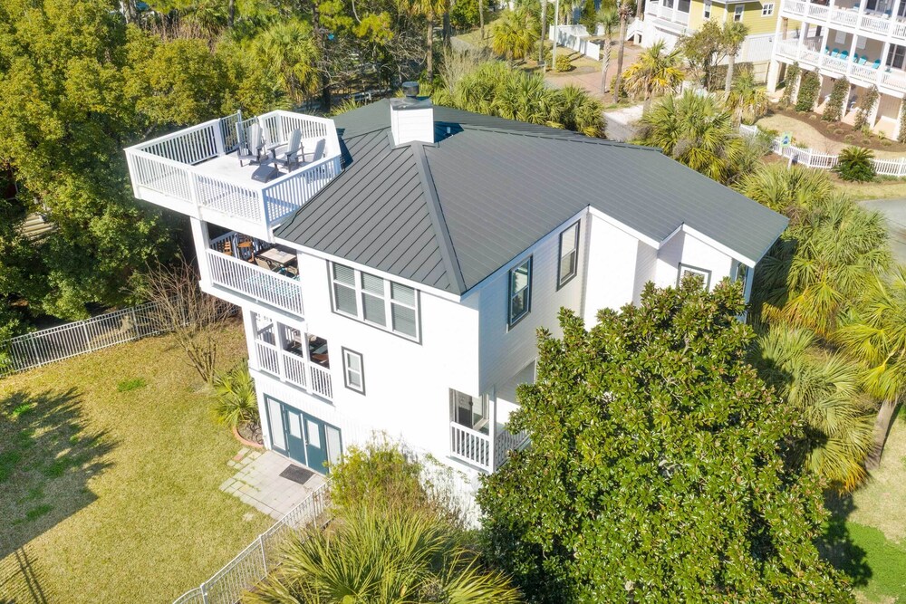 Tybee Island Home w/ Rooftop & Ocean Views! view 4