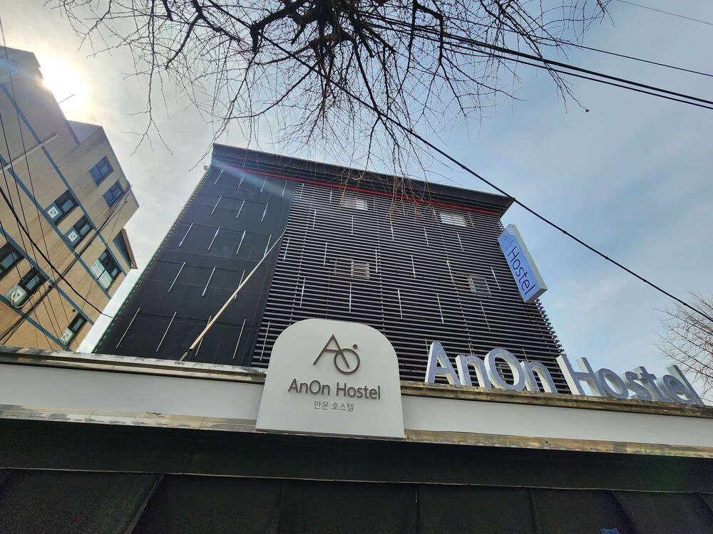 AnOn hostel