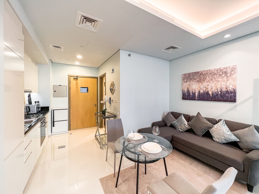 Luton Vacation Homes - Paramount Midtown