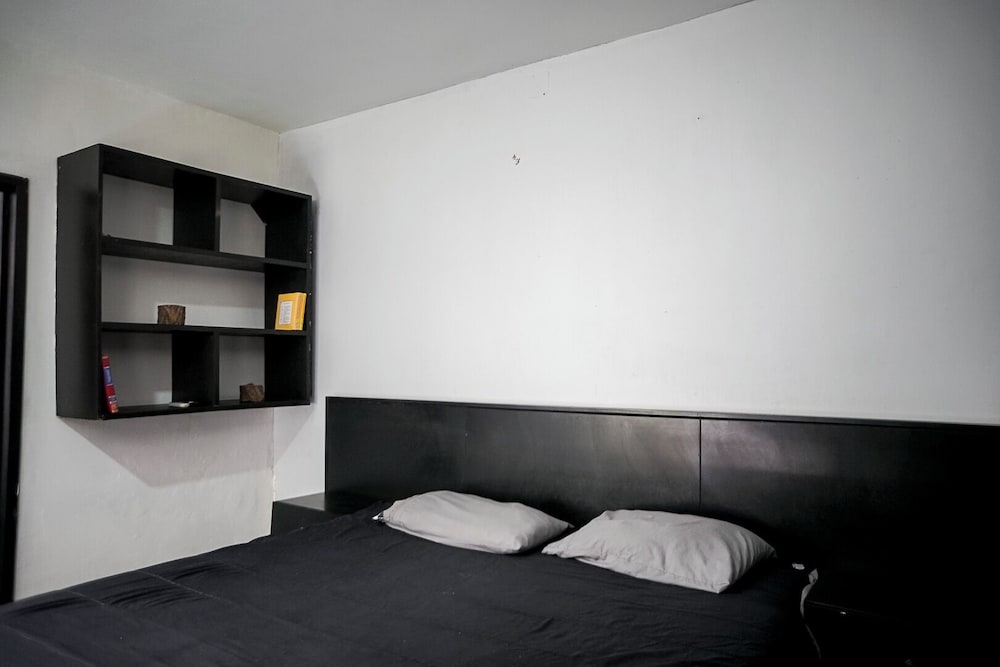 Private room Downtown 2 Guests