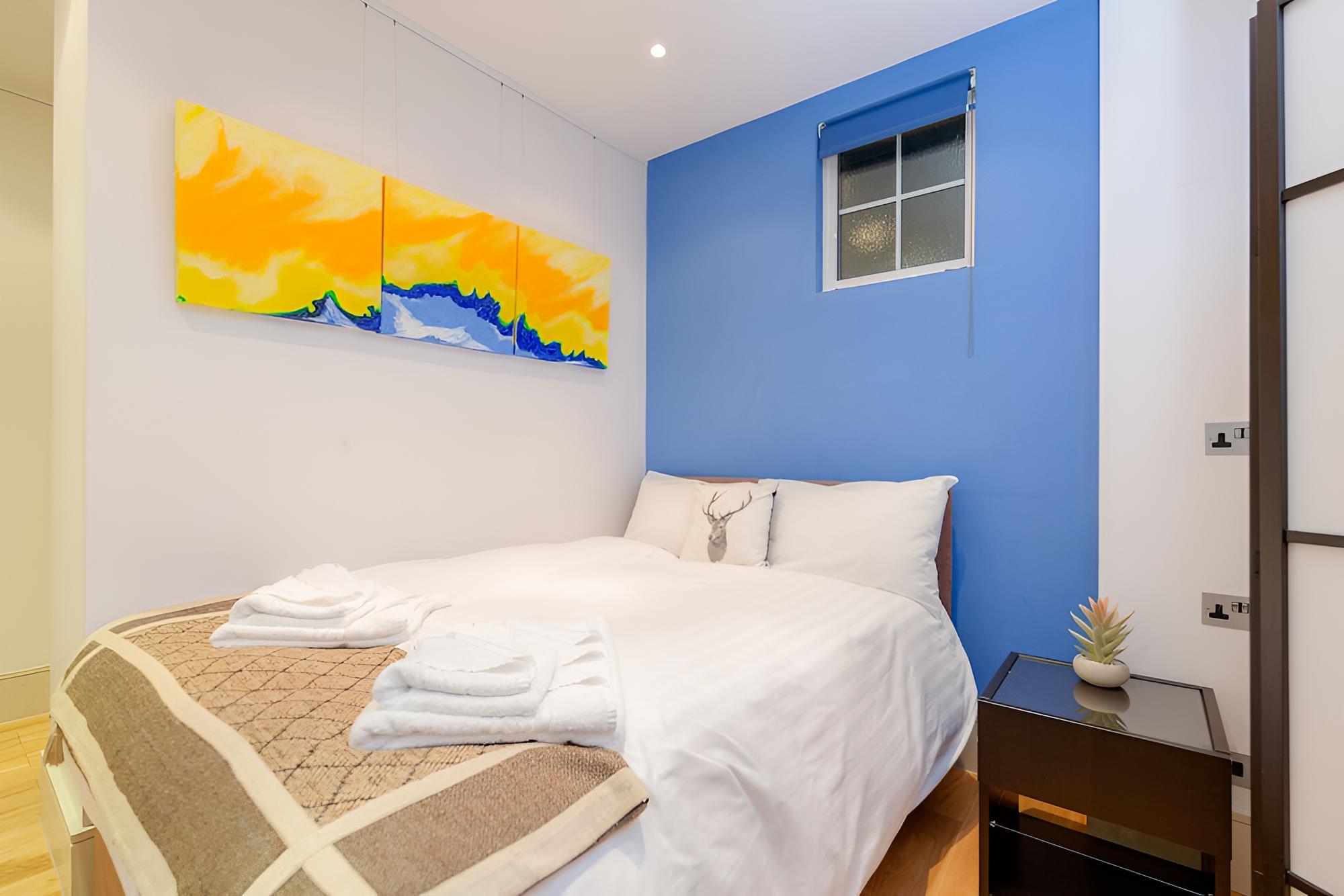 HighSt Kensington Studio - BaseToGo