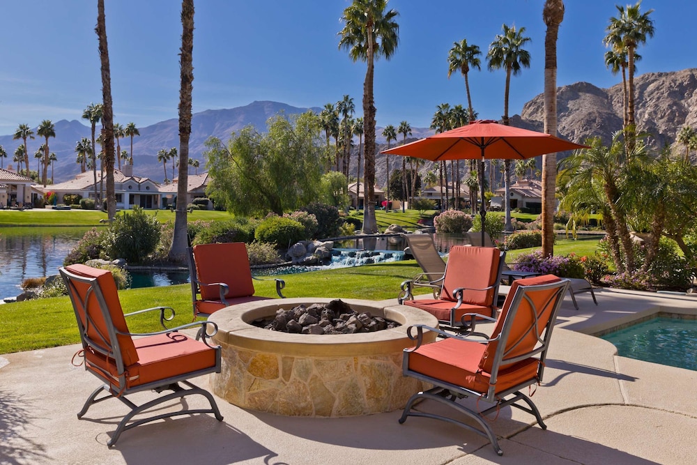 Casa Del Rio Luxe 3BR w Pool Spa Lake Views