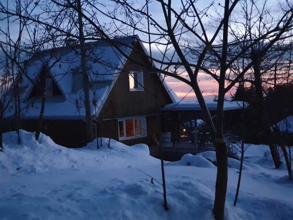 Chalet in Marliana Near Center view 2