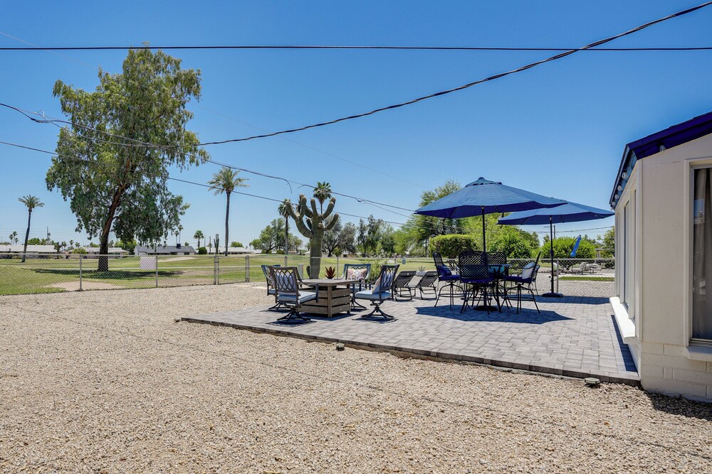 Luxury Golf Course Retreat in Sun City!