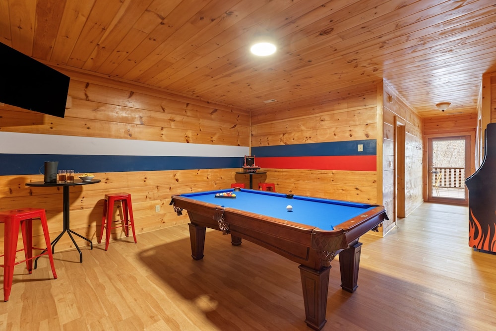 Yesteryear Hot Tub 360 Deck and Game Room Redesigned Cabin Easy Access