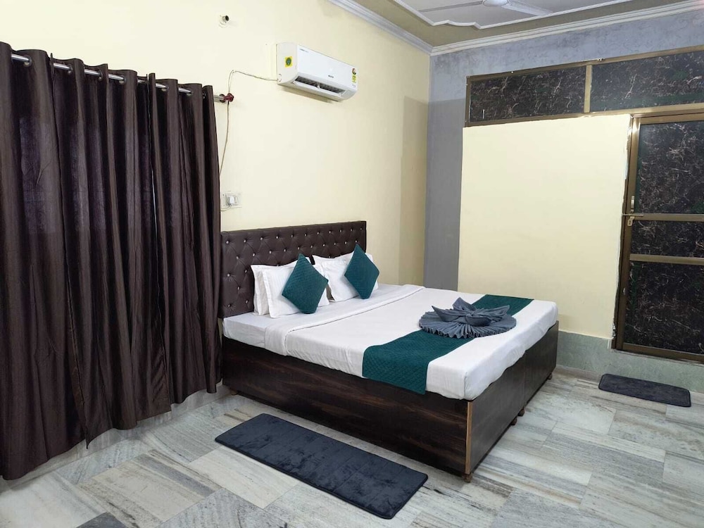 Hotel Kashi Paradise