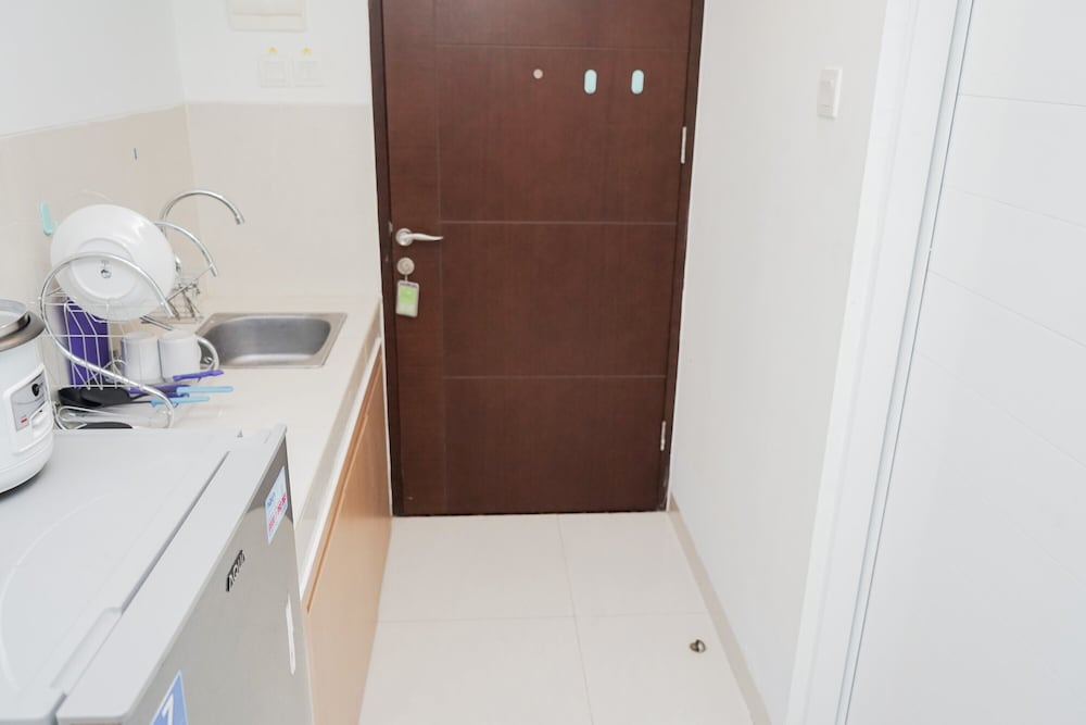 Best Modern Studio Apartment at Springwood Residence