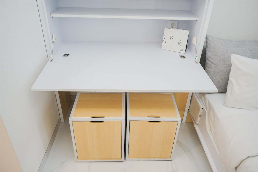 Great Location Studio Sky House Apartment Near Bsd view 5