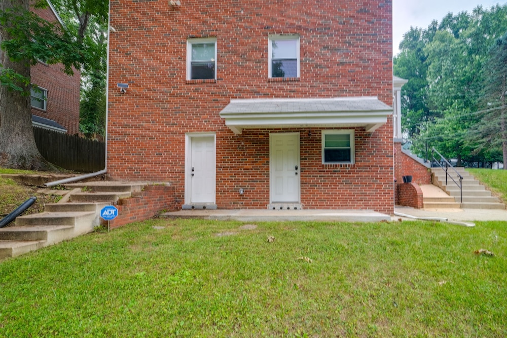 Washington, DC, Area Apartment < 2 Mi to Subway! view 4